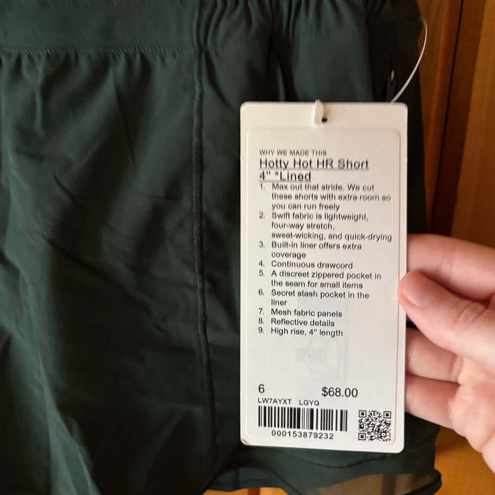Lululemon hotty hot HR short 4’’ lined - Picture 2 of 3